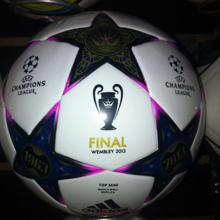 Adidas Final Wembley - Final Wembley 2013 (50 años)